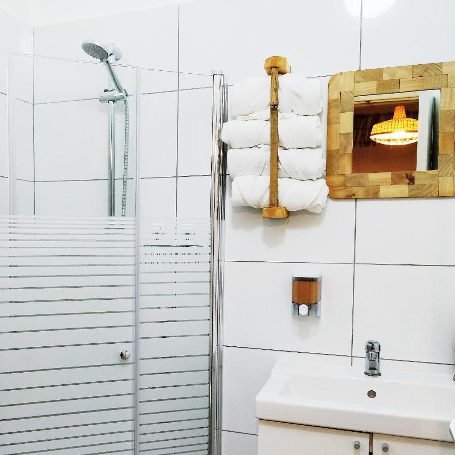 1000Nights Sea-Hut Apartment Tel Aviv Exterior photo